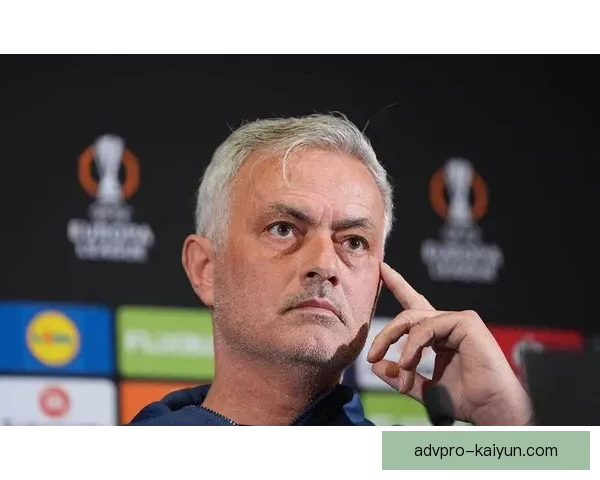 穆里尼奥战术适配欧冠阶段展现出强劲的竞争力和灵活性