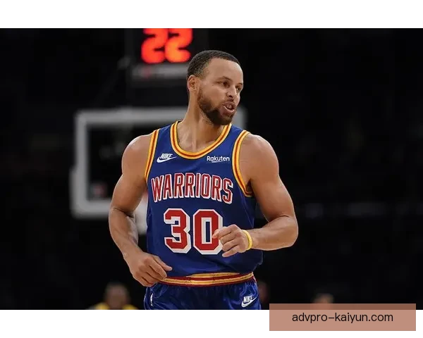 凯泽边路进攻表现稳健，持续推进战术执行